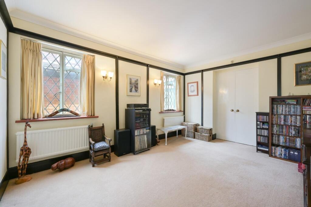 TATTENHAM WAY-10.jpg