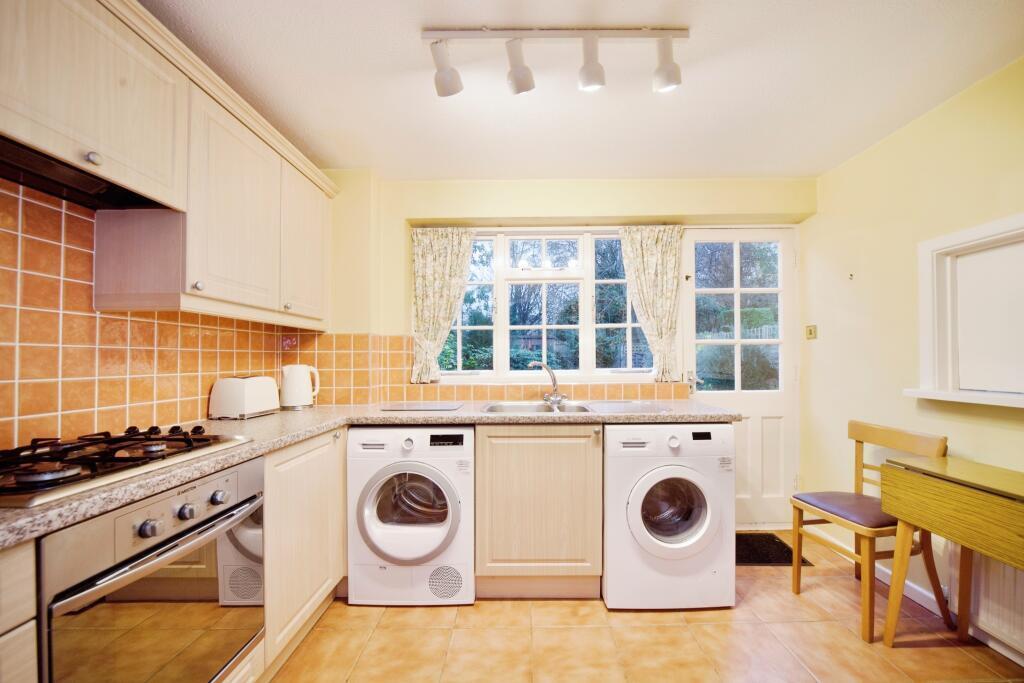 Davidson Frost-Wellings, DFW, Temple Mead Close, S