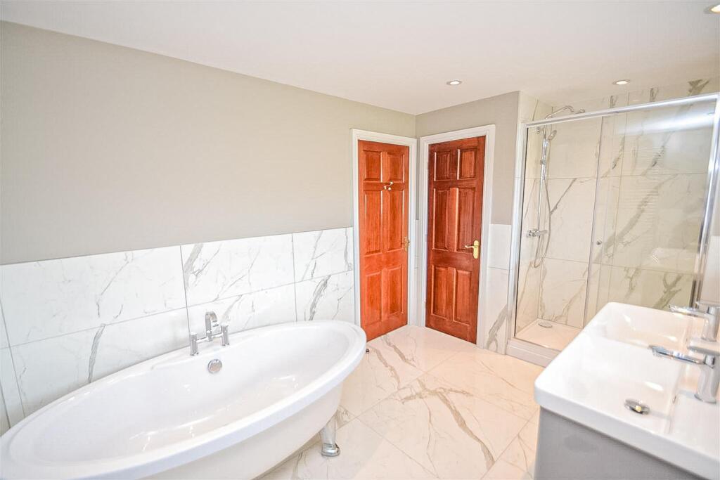 En-Suite One