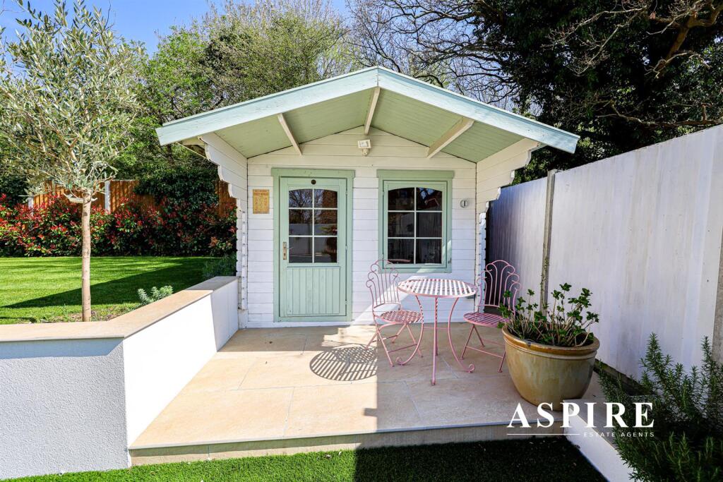 Aspire Estate Agents121.jpg
