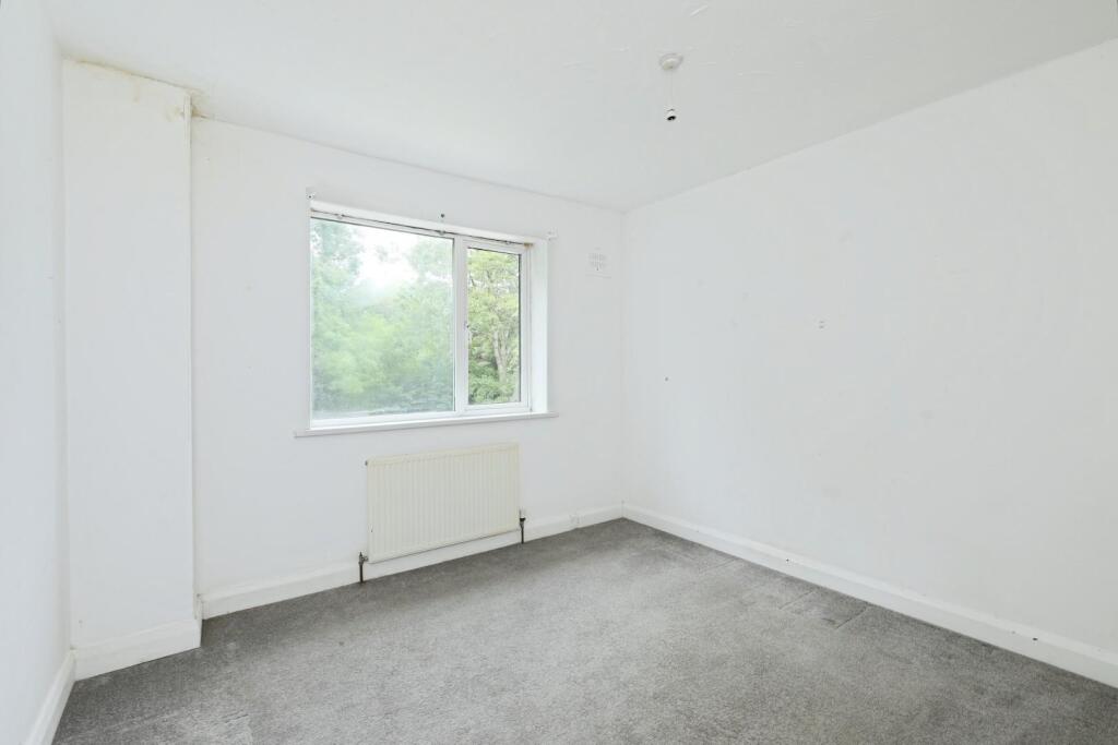 BEDROOM No.2