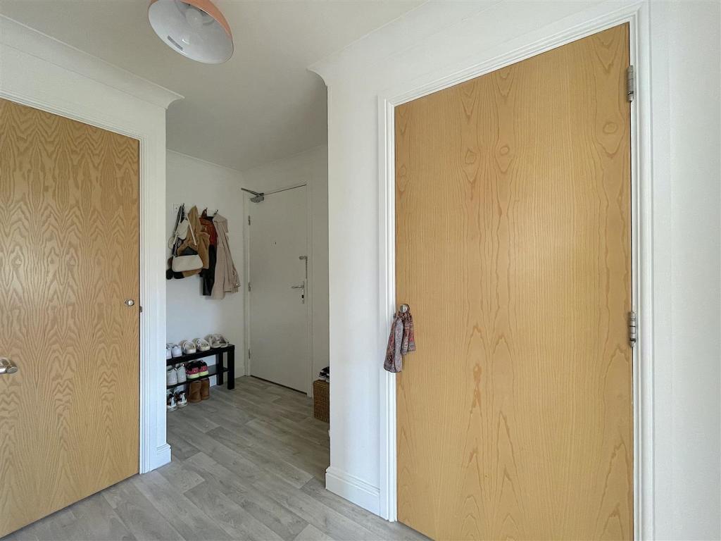 Entrance Hall .jpeg