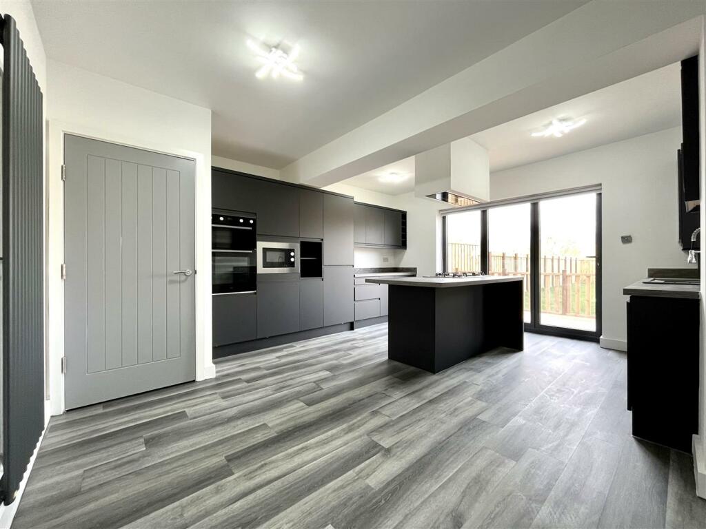 Breakfast Kitchen