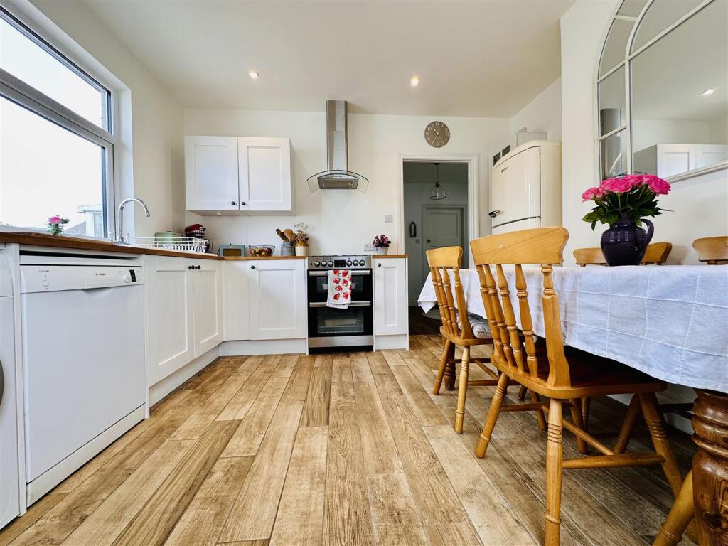 Kitchen Breakfast Room