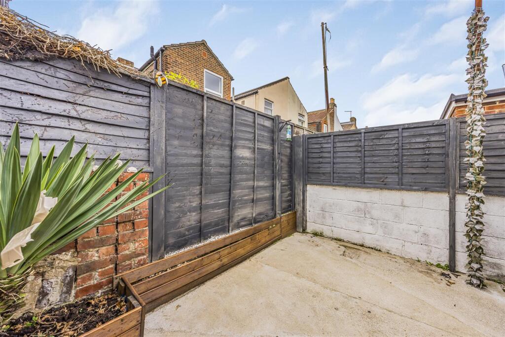 63 Oxford Road, Southsea-PorticoMarketing-Arden&amp;Wa