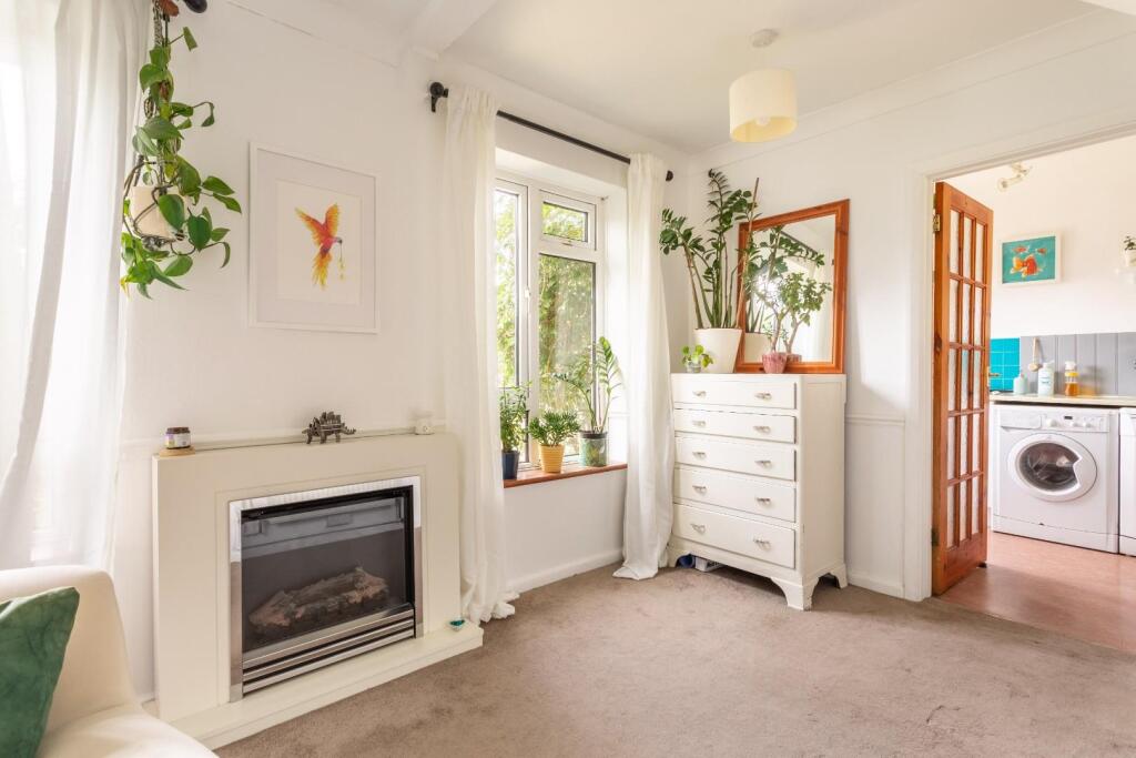 Stanstead Crescent-14.jpg