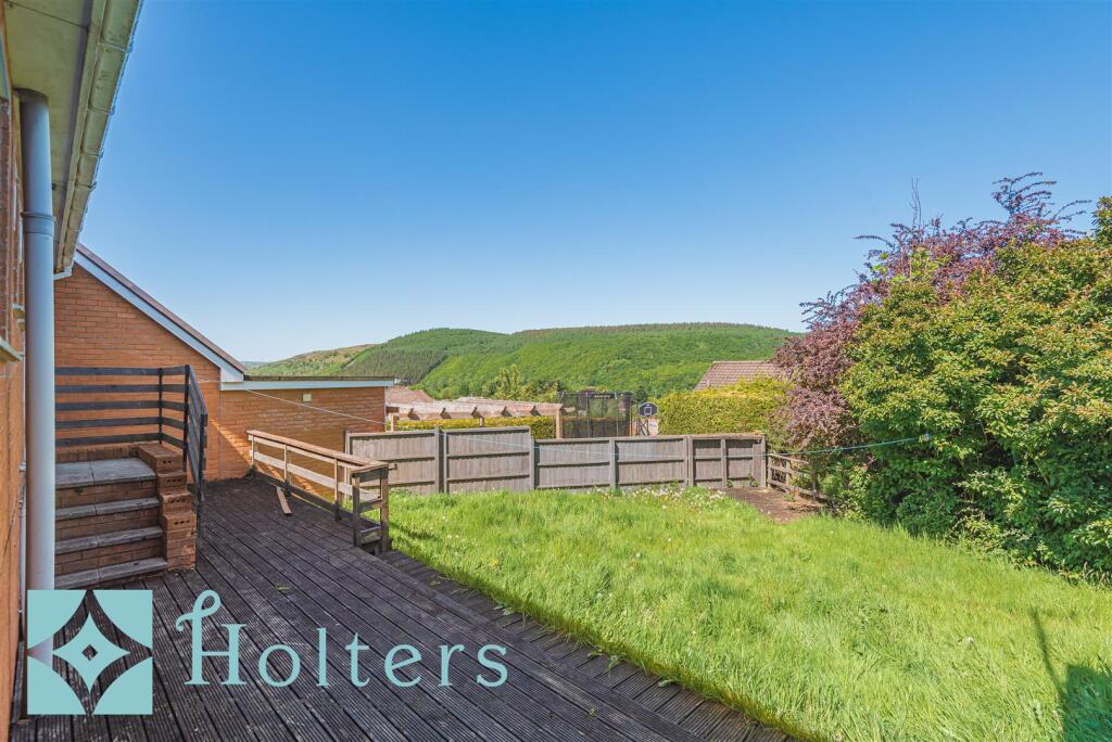 65 Rockes Meadow, Knighton-13.jpg