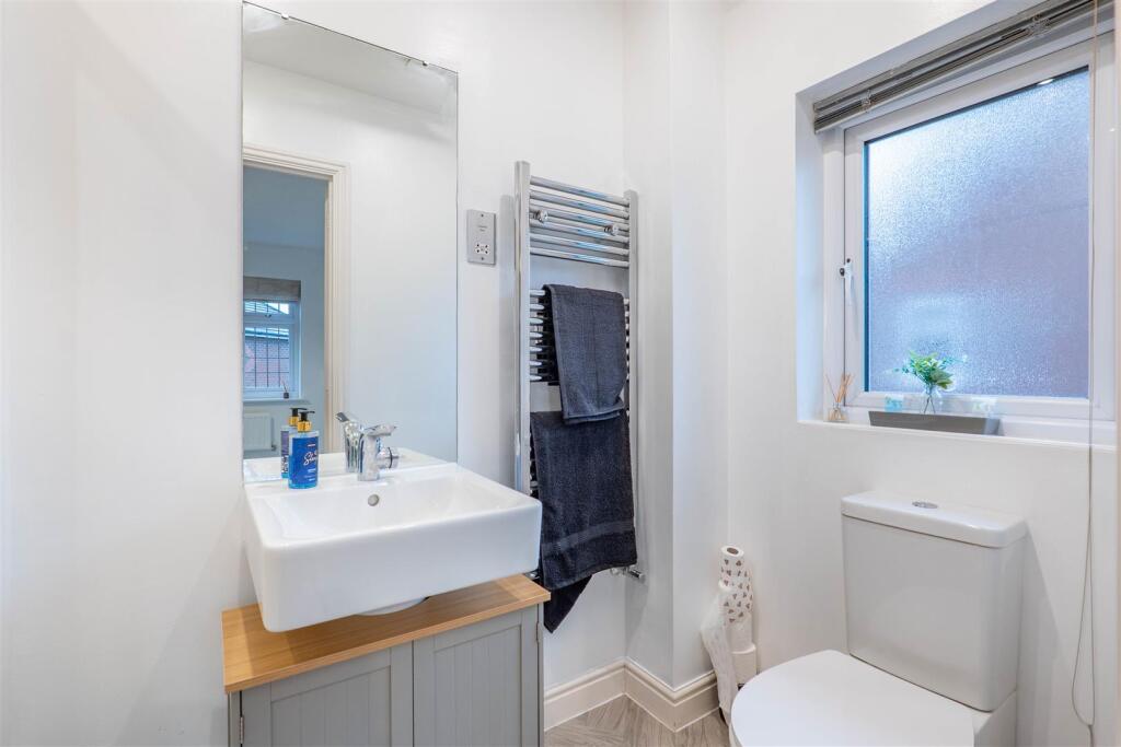 Master Bedroom Ensuite