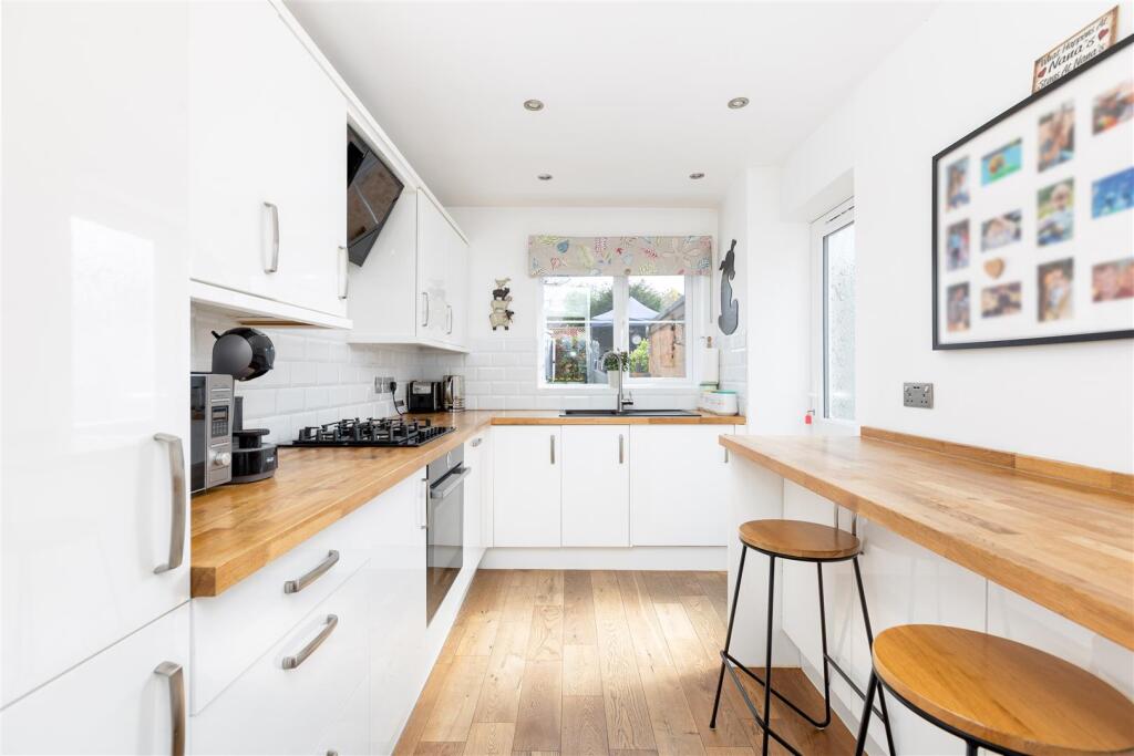 Kitchen/Breakfast Room