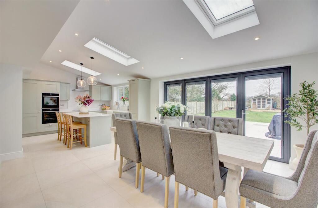 Kitchen/dining/family