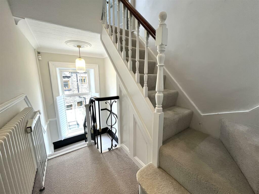 Bramleys Estate Agents - Halifax - Heathfield Terr