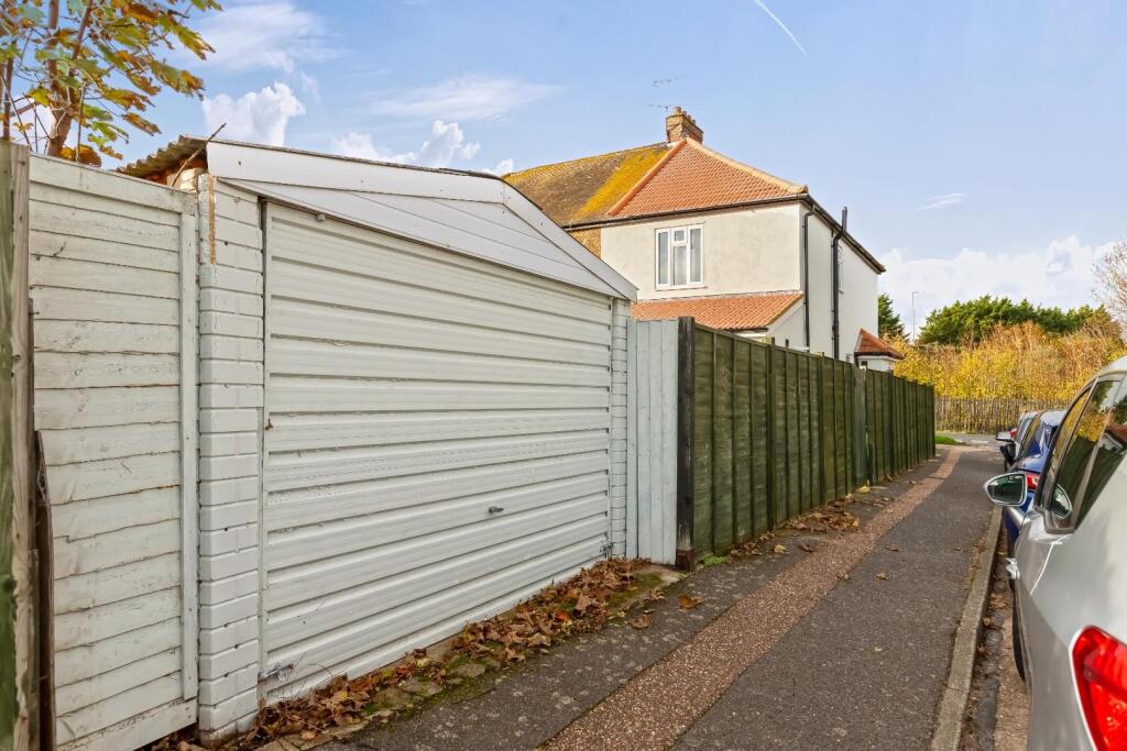 Freshbrook rd_17.jpg