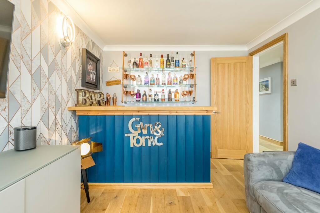 Dining/Sitting Room
