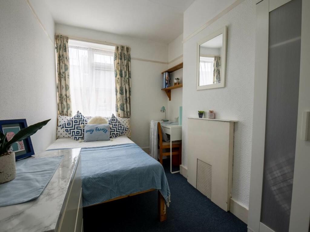 29_St_Martins_Canter