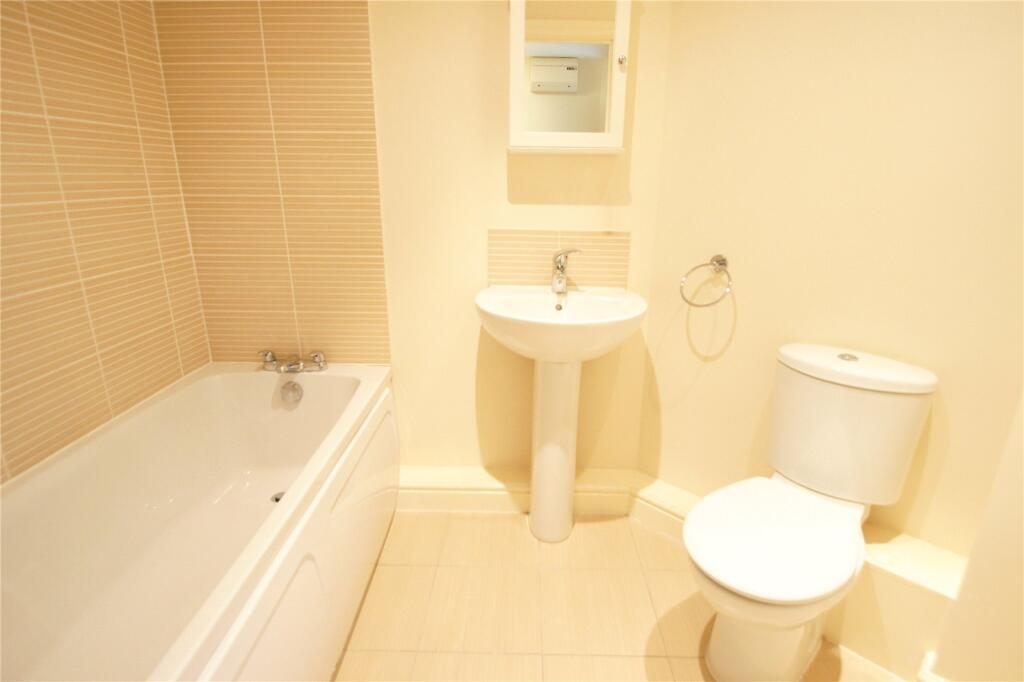 Main Bathroom