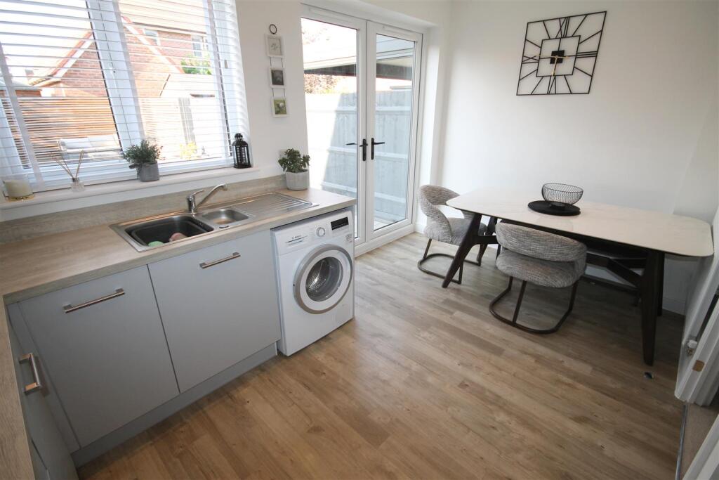 MR Kitchen Dining Room v.JPG