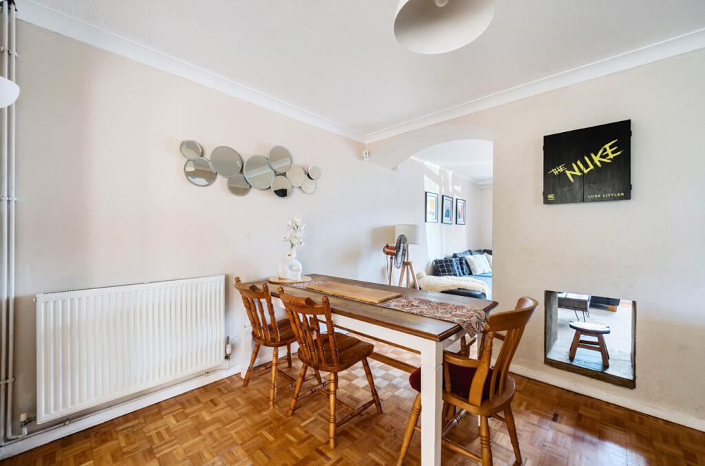 1317779-18-686423...