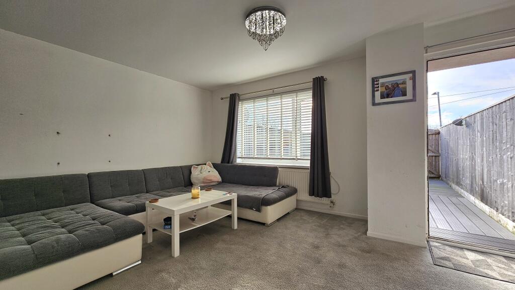 Lounge / dining room