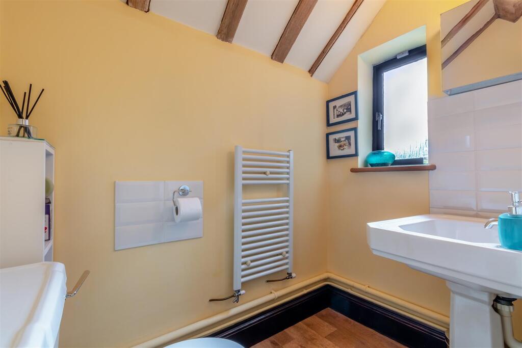 8636440-interior19.jpg