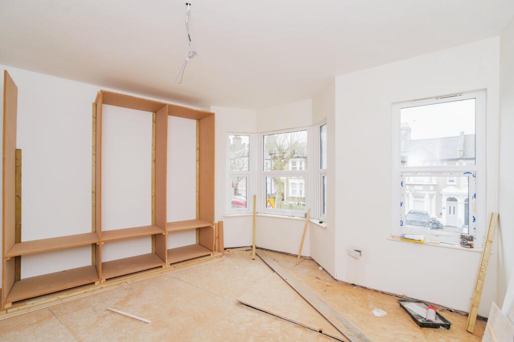 75 Plum Lane, Plumstead, London, SE18 3AG