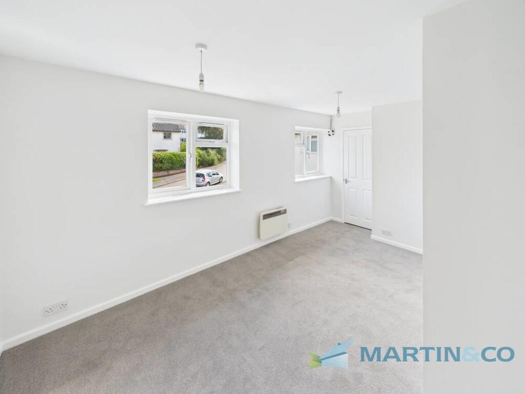 CAM02145G0-PR0075...