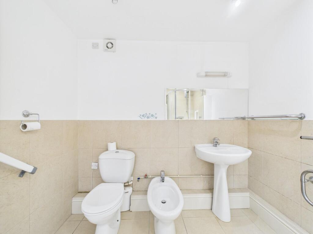 Ensuite Bathroom