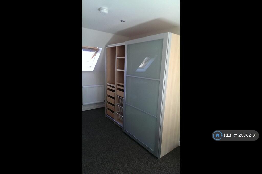 2nd Floor Double Loft Bedroom With Ensuite