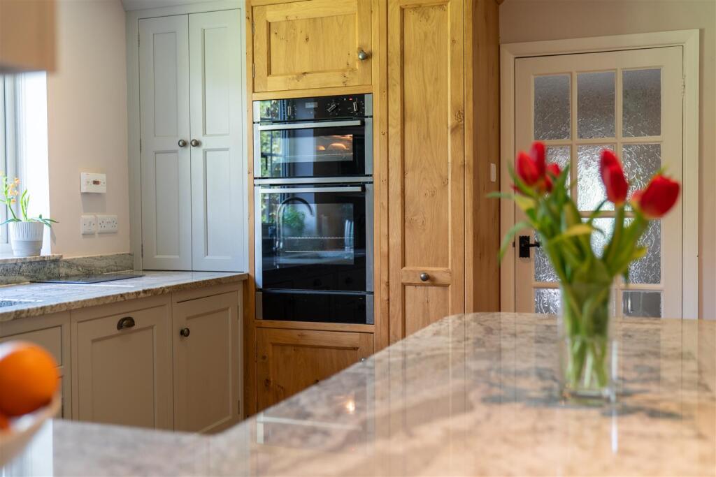 Kitchen-7.jpg
