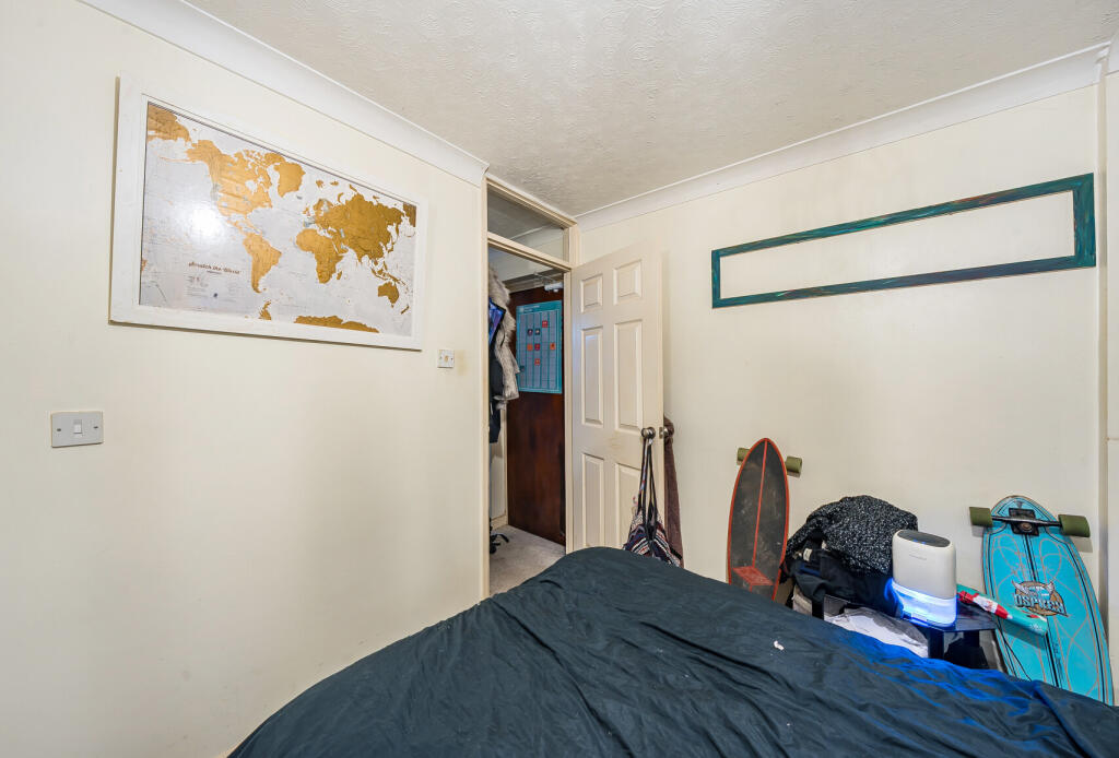 1380559-4-6917546...