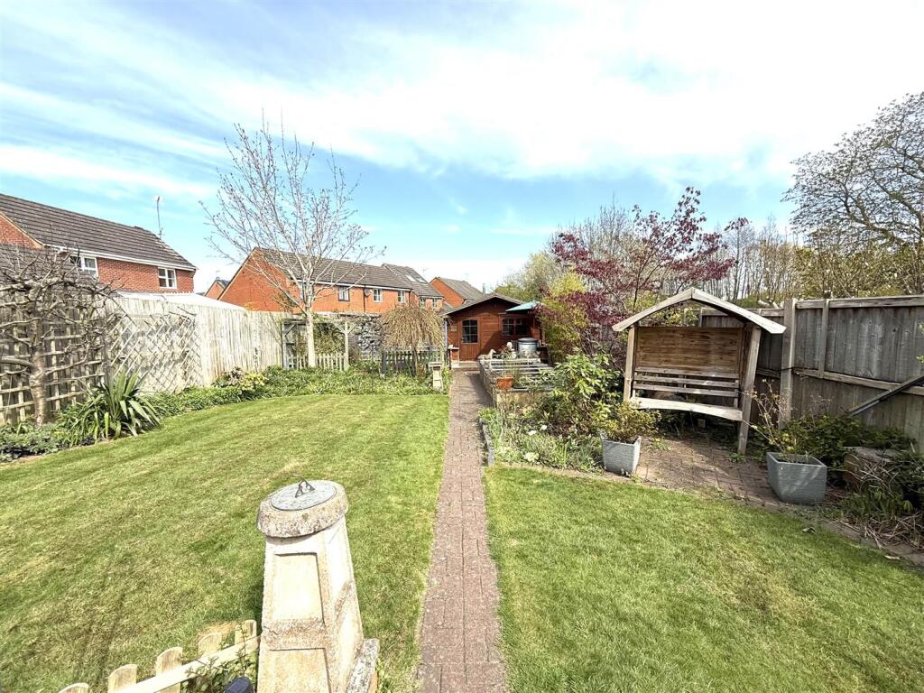 49 armitage rear 5.jpeg