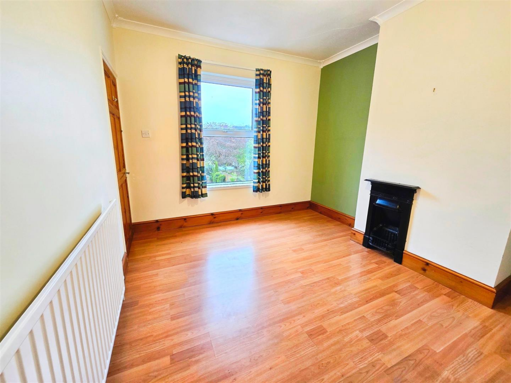 Queen-Street-Rushden-Terrace-home-best-estate-agen