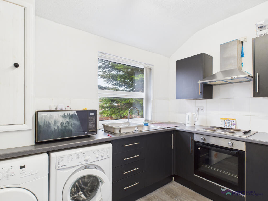 One-Bedroom Apartment to Let