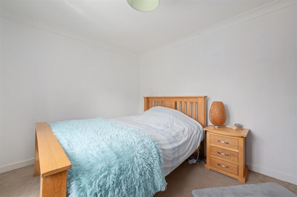 30PitfirranePark017.JPG