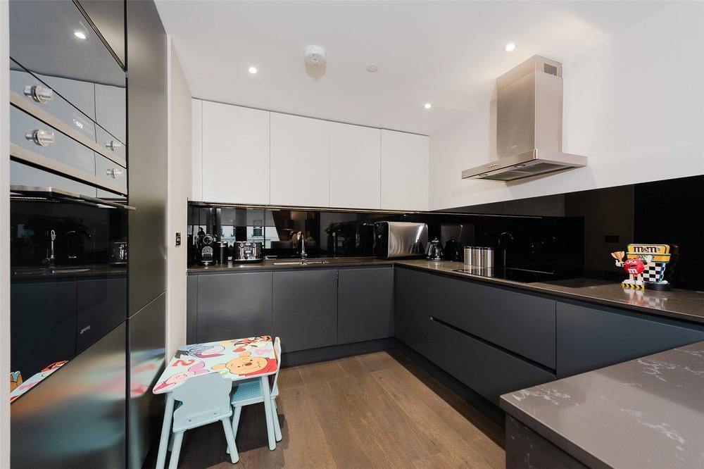 0324f755657207faf...