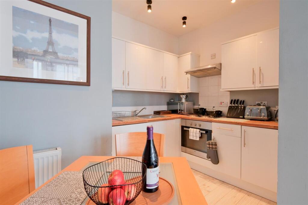 Kitchen / Diner