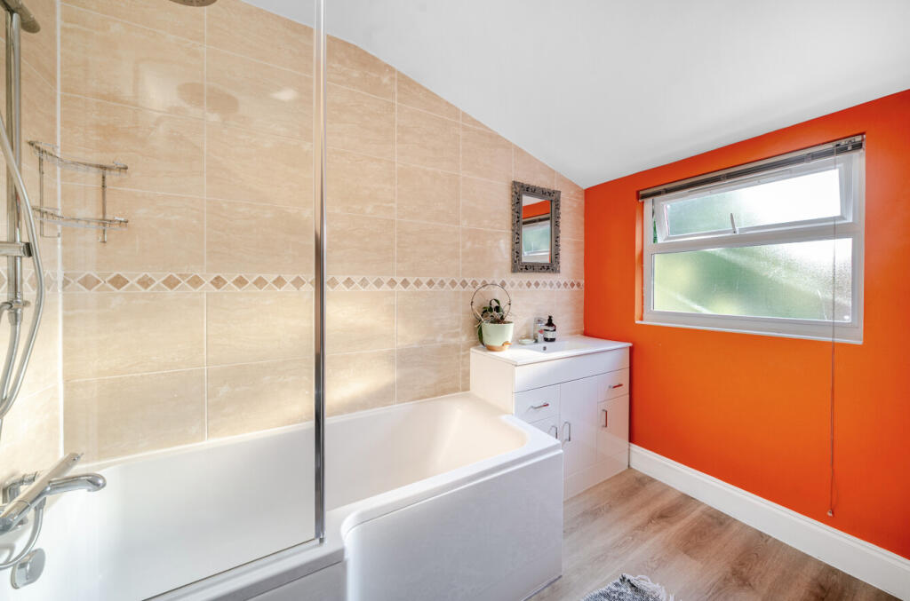 1357712-8-68dc0b4...