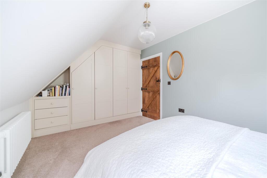 Bedroom 2-4.jpg