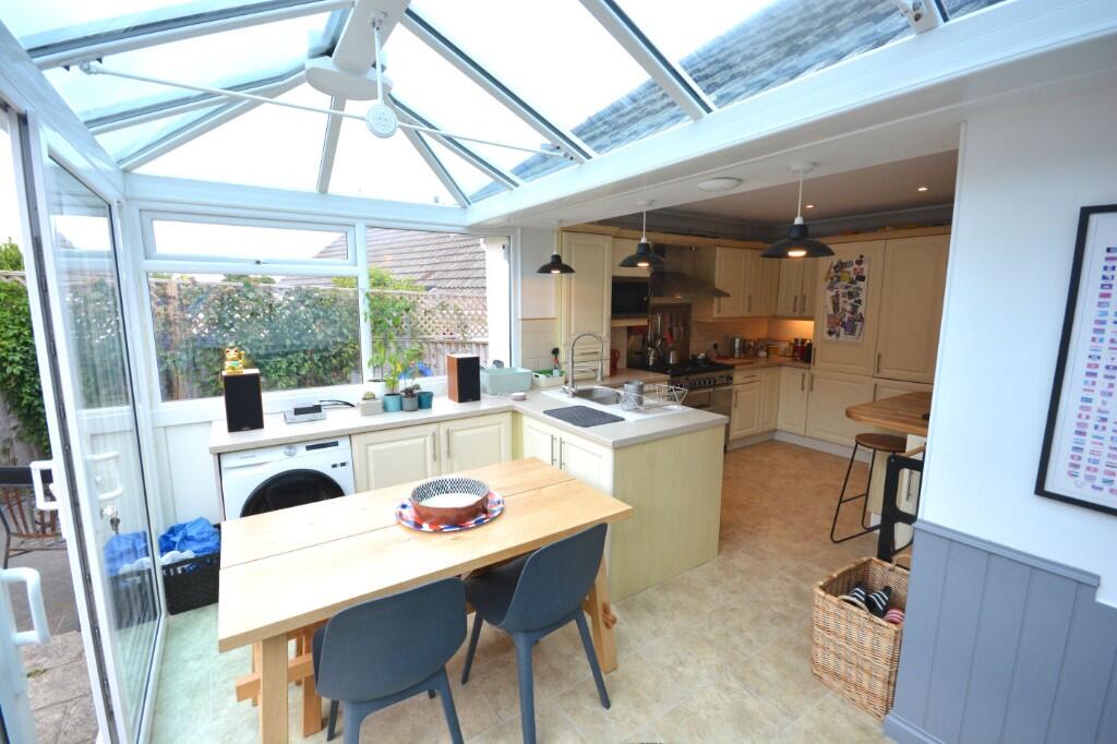CONSERVATORY/DINING