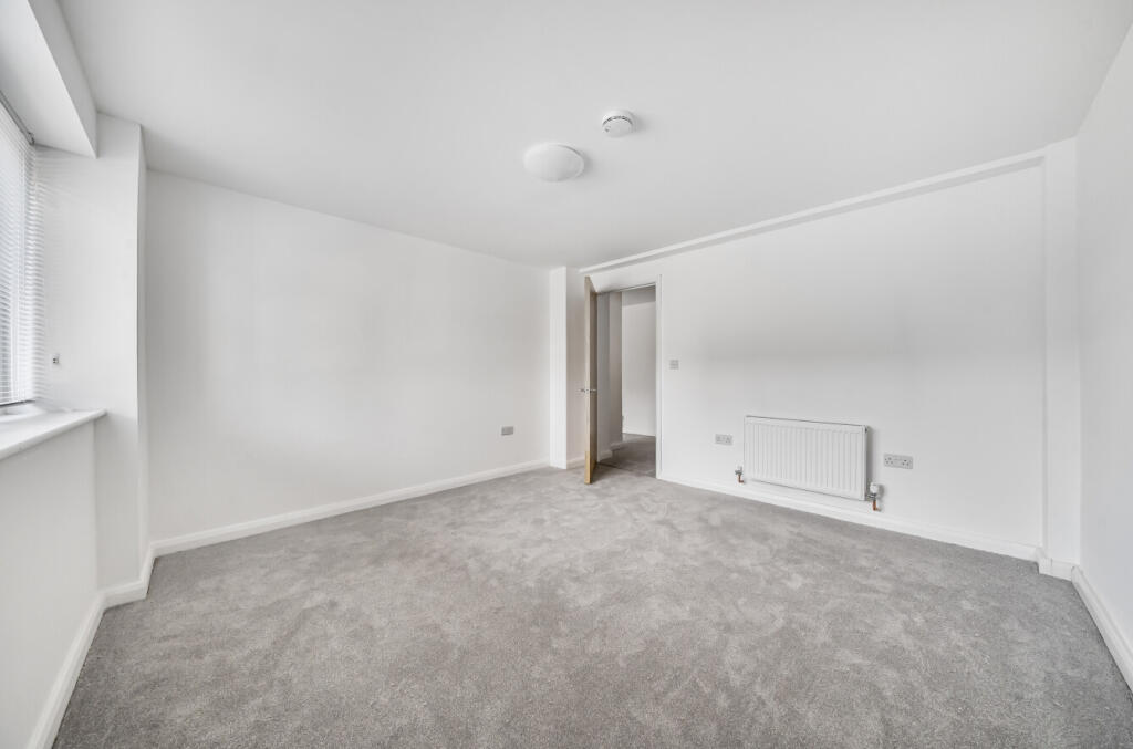 1315683-8-6864095...