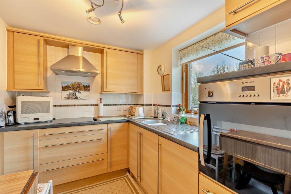 8580464-interior05-800.jpg