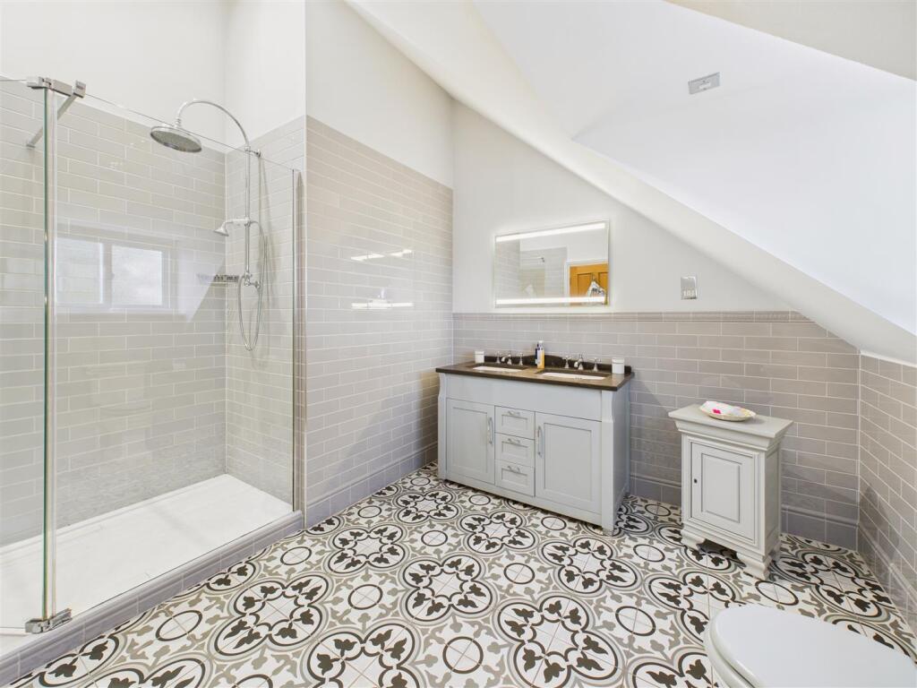 En-Suite Shower Room