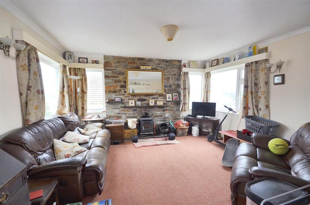 LIVING ROOM ONE