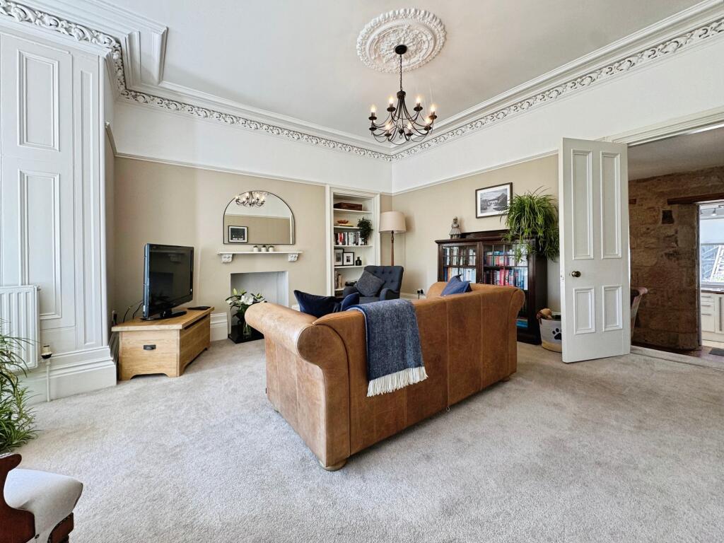 Formal Lounge