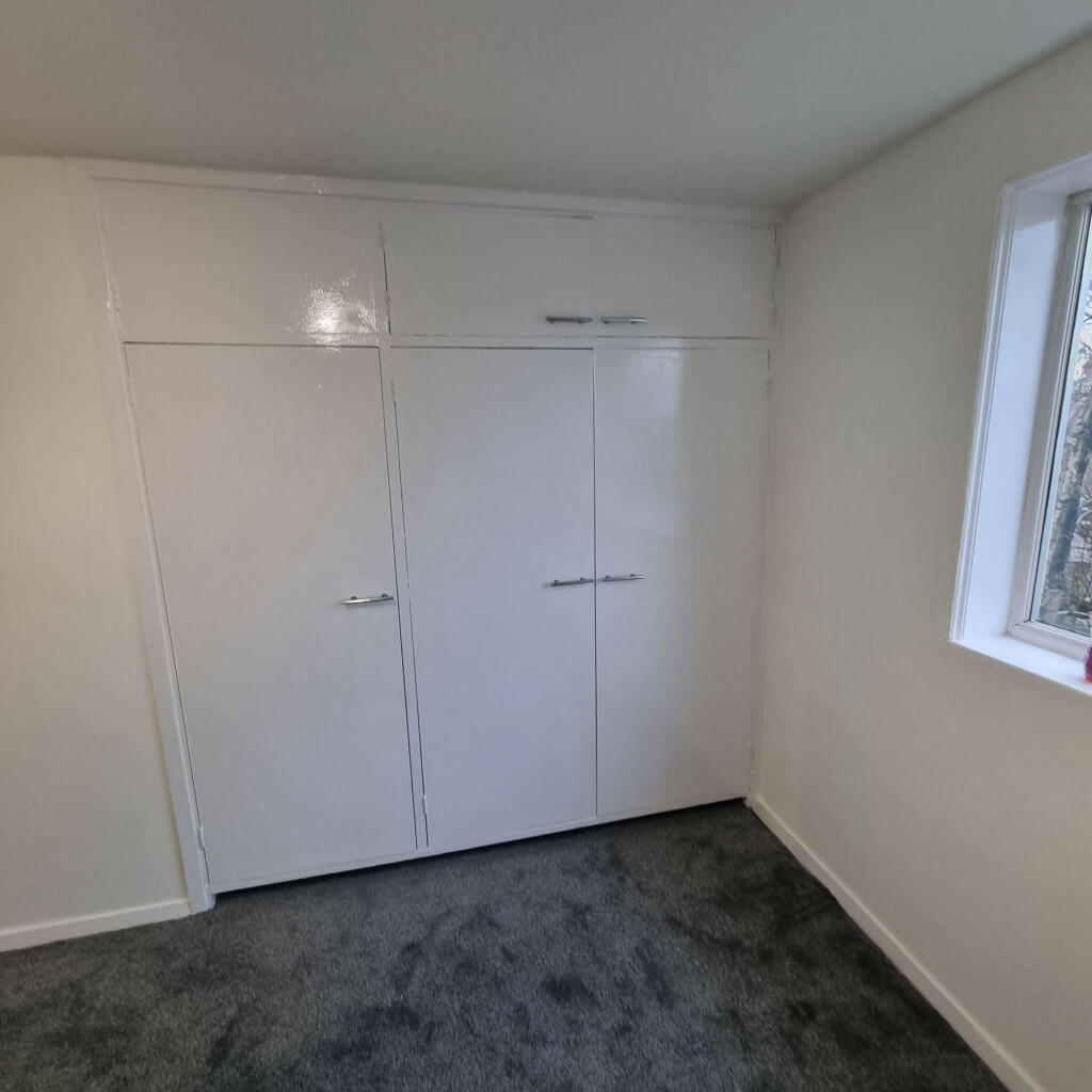 Bedroom &amp; wardrobes