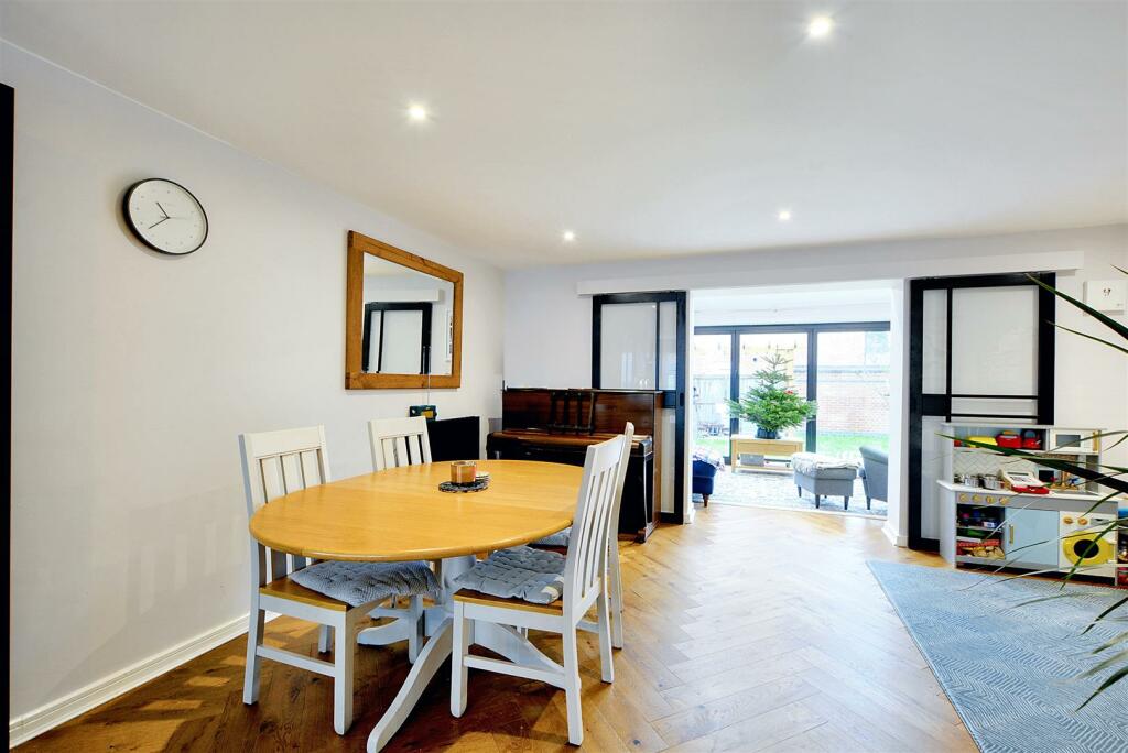 Open Planned Kitchen Living_2.jpeg