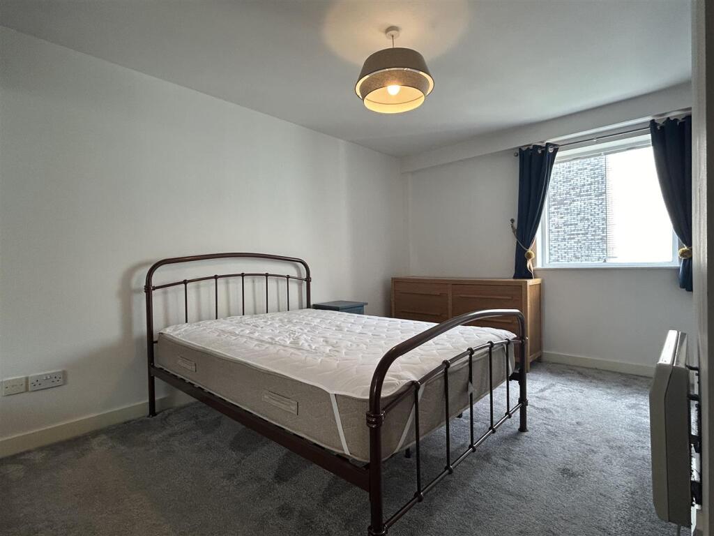 1st Bedroom.jpeg