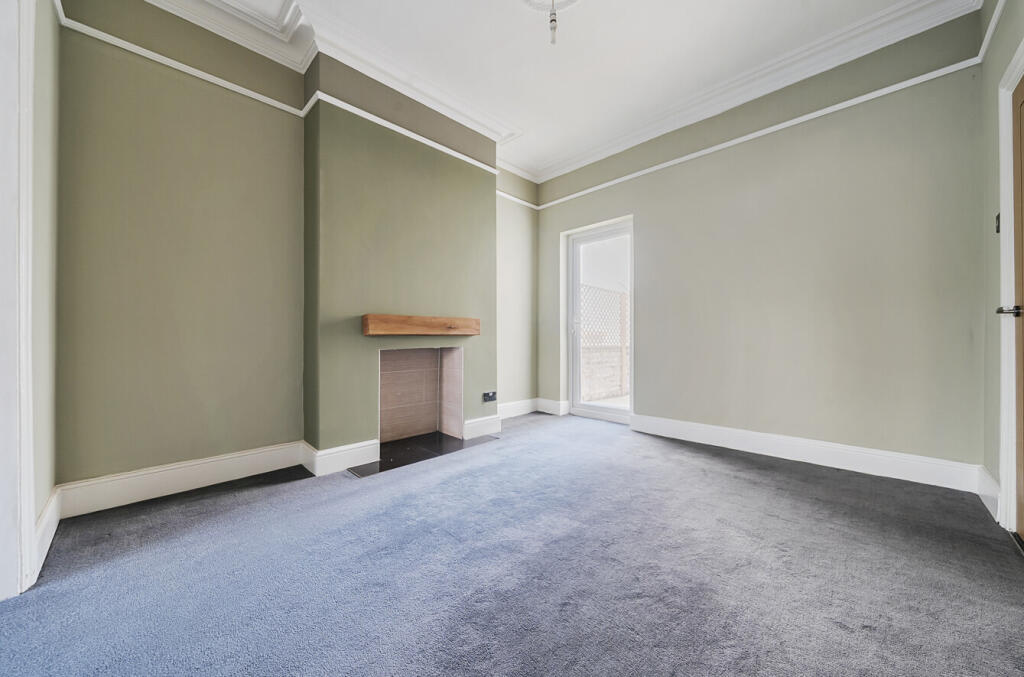 1339604-20-689a37...