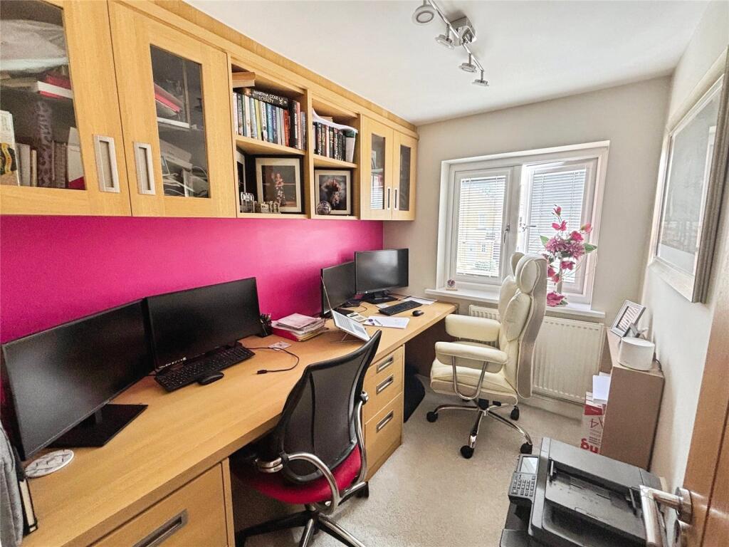 Bed Five / Office