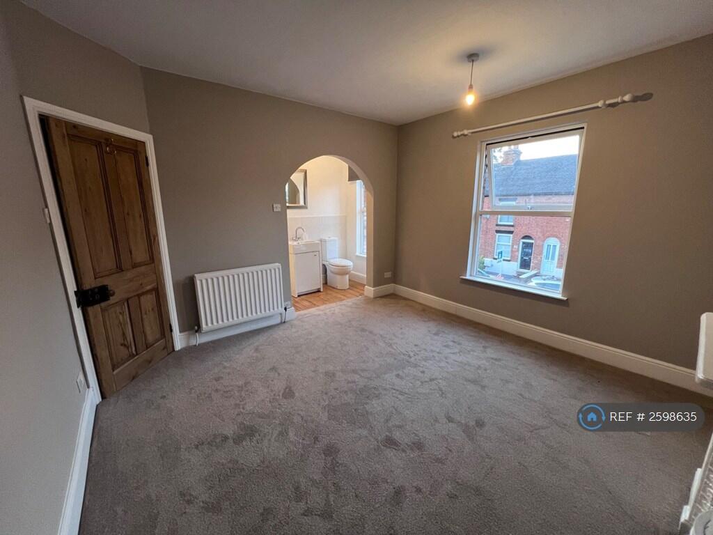 Front / Master Bedroom