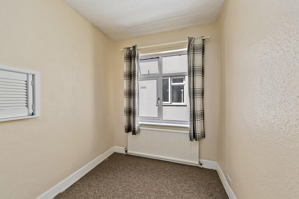 76a Wellington Ro...